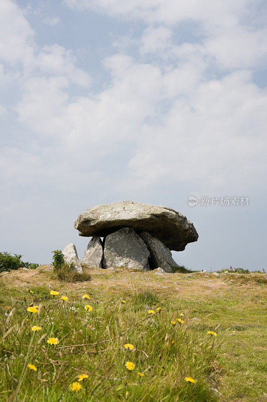 Chûn Quoit门户dolmen在西康沃尔